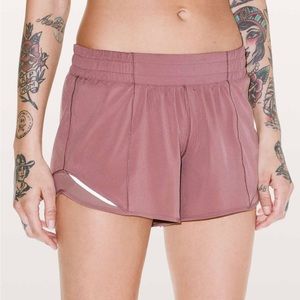 Lululemon low waisted 2.5” hotty hot shorts